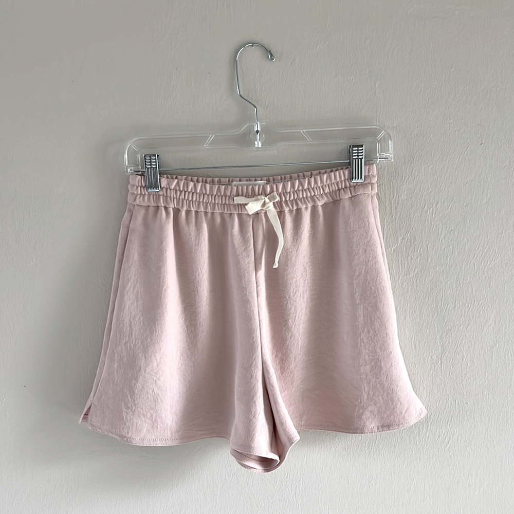 NWOT Aritzia Wilfred XXS baby pink shorts with tie high waist lightweight summer